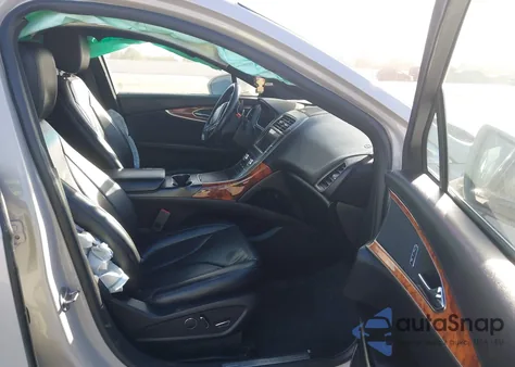 2019 Lincoln Nautilus Select z USA, uszkodzony, nr VIN 2LMPJ6K96KBL10293